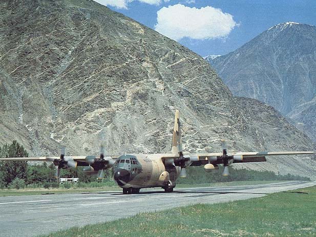 PakAF C-130E Hercules