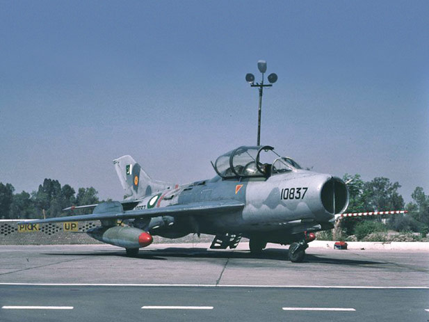 PakAF FT-6 (MiG-19UTI)