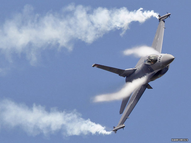 Two U.S. flights get escort of F-16 fighters over security concerns
