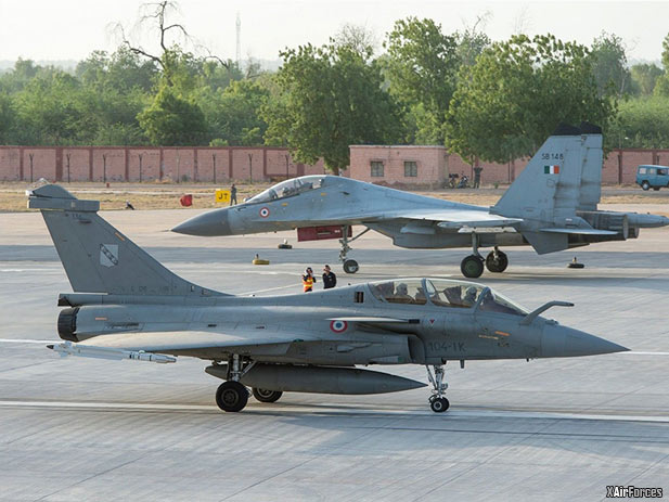 IAF's Sukhoi Su-30 MKIs to take on French Air Force's Rafale jets during Garuda VI air exercise