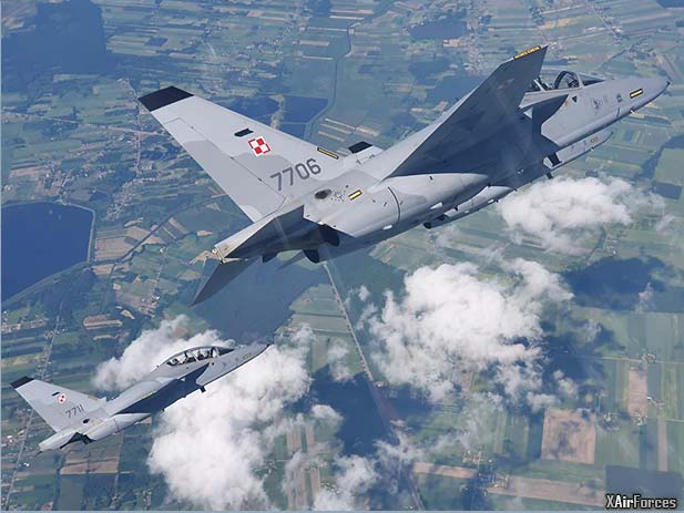 Leonardo and WZL1 contract for long-term support of Polish M-346 Bielik fleet