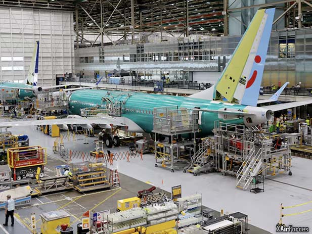 Boeing November Deliveries Drop 17%, Lagging Behind Airbus