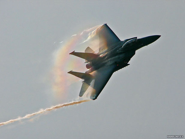 U.S. F-15E crashes in Libya, pilot safe