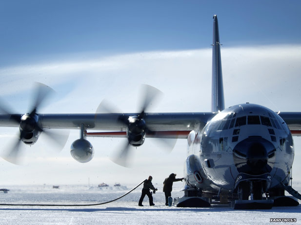 US Team Prepares For Summer In Antarctica