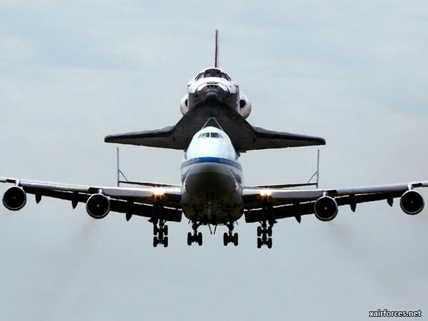 Discovery Will Fly Over East Coast Tuesday Morning