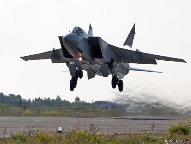 Russian Warplanes Go on 24-Hour Duty in Snap Alert Drill
