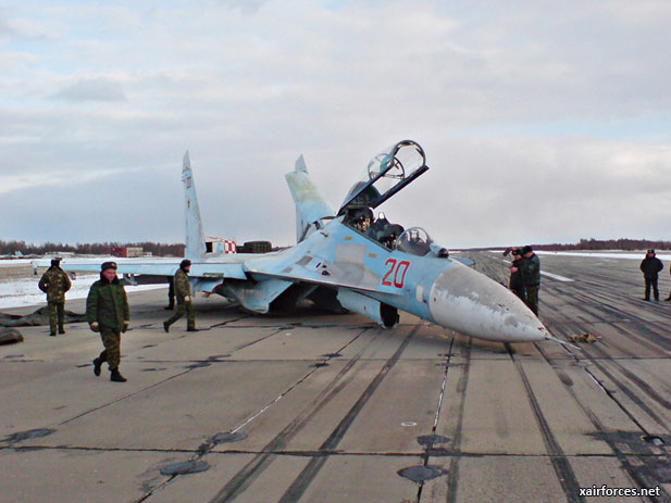 Ex-General Gets Suspended Sentence for Crashing Fighter