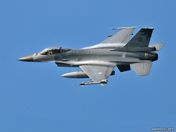 Taiwan Air Force to start upgrading F-16 fighter jets in 2016