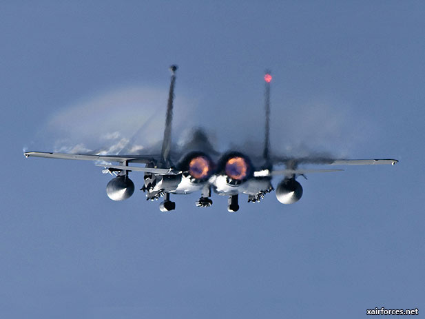 USAF orders aircraft radio controller electronics from Rockwell Collins for F-15C/D jet fighters