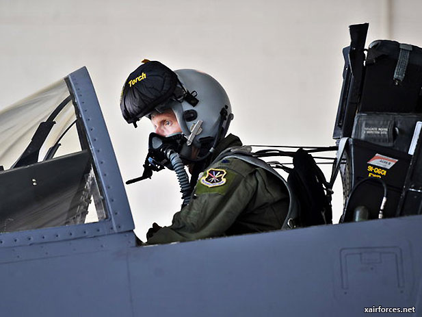 F-15 test pilots now using advanced helmets