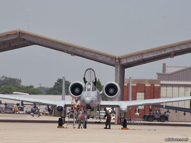 Air Force wants to remove A-10 from Selfridge despite opposition